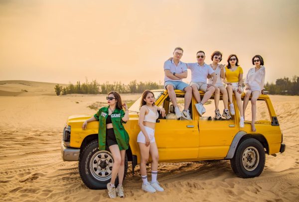 Tour xe jeep khám phá đồi cát Phan Thiết
