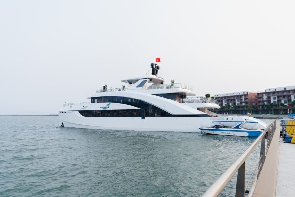 Du thuyền Hạ Long Saquila Yatch