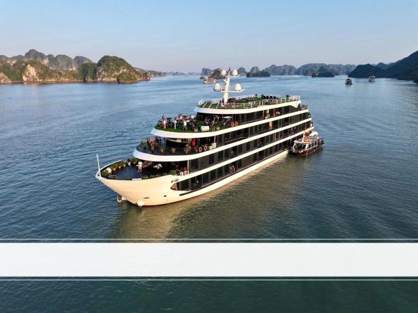 Du thuyền vịnh Lan Hạ Venus Cruise