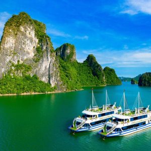 du thuyền Hạ Long 1 ngày Queen Cruise