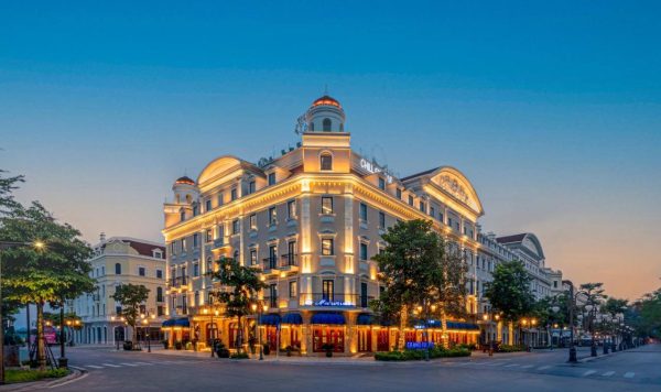 Khách sạn Grand Fleuve Boutique Hạ Long