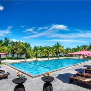 khách sạn Paradise Suites Hạ Long